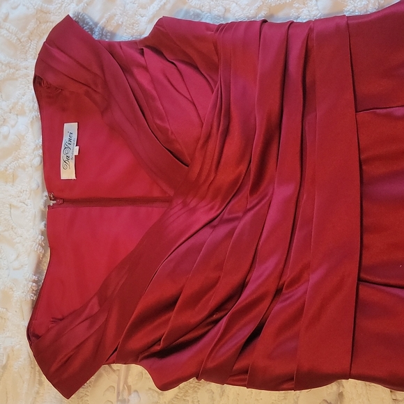 Da Vinci red bridesmaid dress - Picture 6 of 12